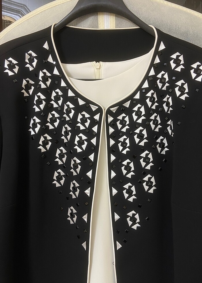 Kadın 48-50 beden ceketli takım - Görsel 3