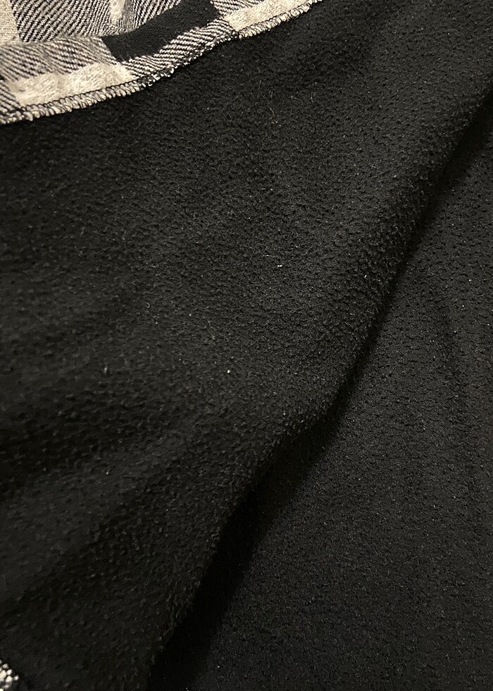 Siyah beyaz kareli kapüşonlu gömlek regular fıt S beden - Görsel 5