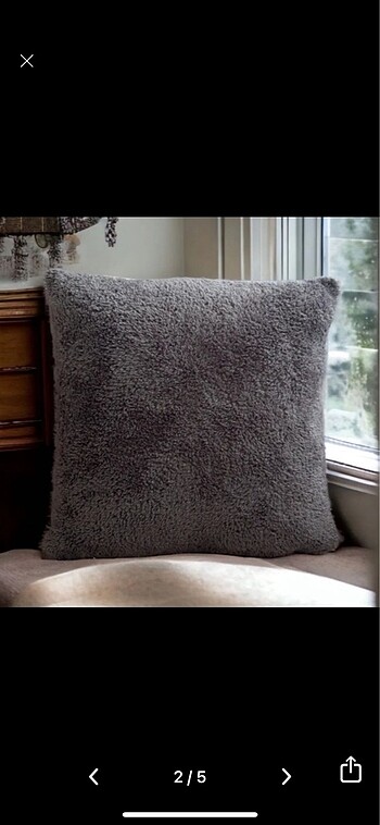 H&M Home 2 adet peluş kırlent