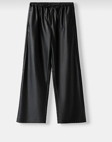 Bershka Bershka deri efektli bol pantolon