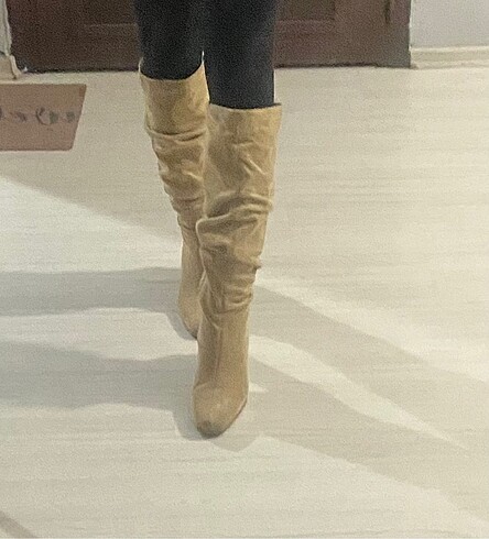 BERSHKA Slouchy çizme 40