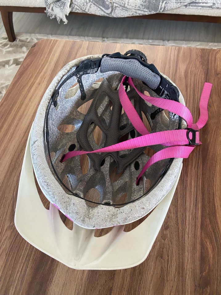 Pembe Biker Stil Bisiklet Kaskı - Görsel 4