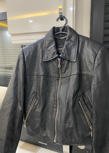 Siyah Parlak Kadın Deri Biker Ceket