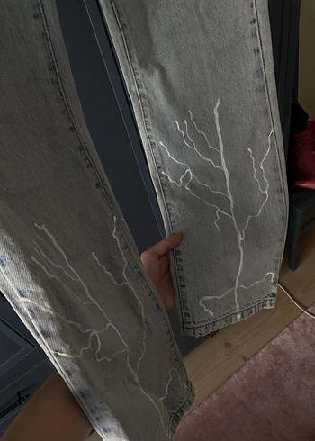 Nakışlı şimşek Detaylı Gri Salaş Denim Pantolon - Görsel 3