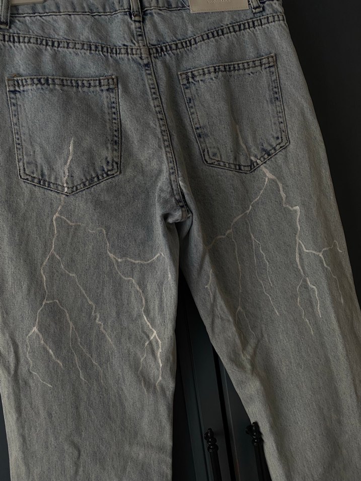 Nakışlı şimşek Detaylı Gri Salaş Denim Pantolon - Görsel 4