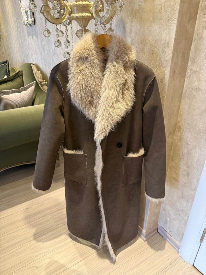 Kahverengi Süet Kadın Uzun Kürklü Kaban - Görsel 3