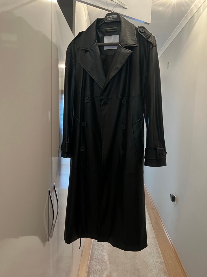 Kadın Siyah Deri Kemerli Trençkot - Görsel 2