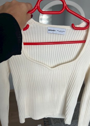 Beyaz V Yaka Fitilli Kadın Triko Kazak - Görsel 3