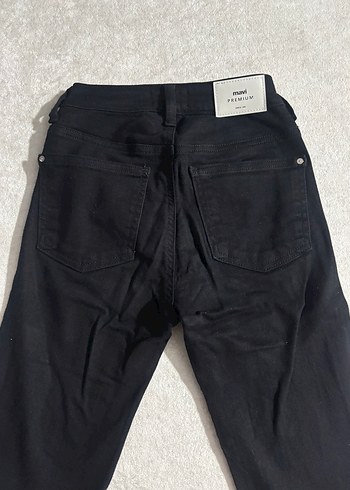 Siyah Kadın Jean Pantolon - Görsel 4