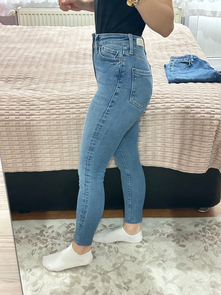 Kadın Mavi Bilek Boyu Kot Pantolon - Görsel 3