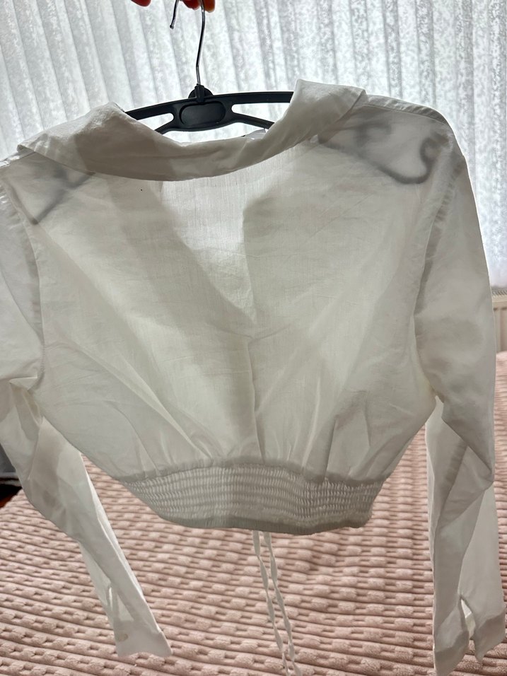 Beyaz Keten Düğmeli Uzun Kollu Gömlek - Görsel 3