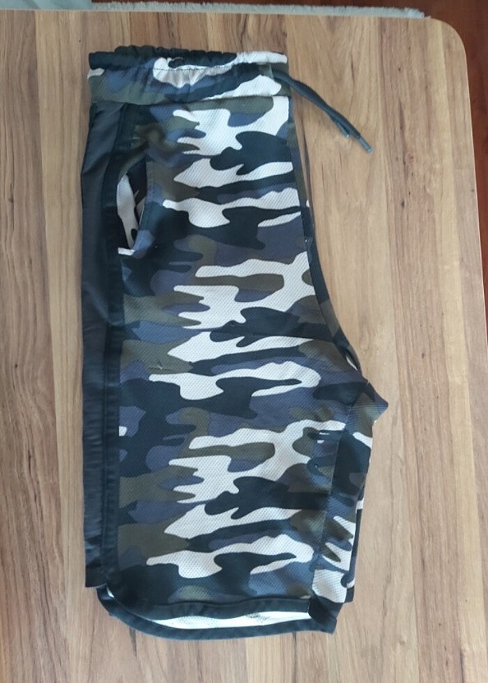 Şort Bermuda - Görsel 3