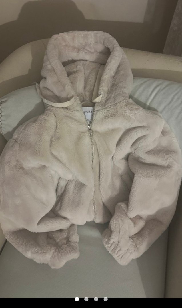 Bej Kapüşonlu Kadın Peluş Ceket - Görsel 3