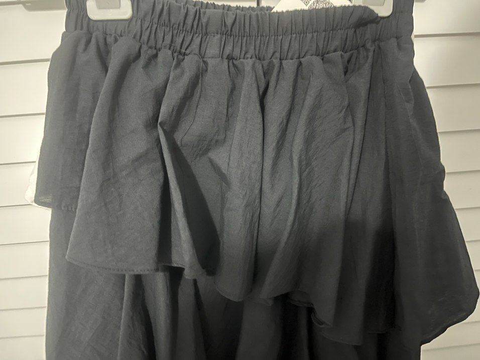 Beyaz Mini Fırfırlı Etek - Görsel 3