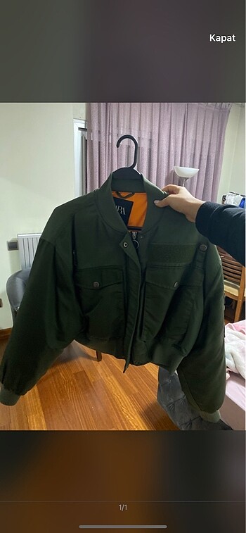 Zara bomber