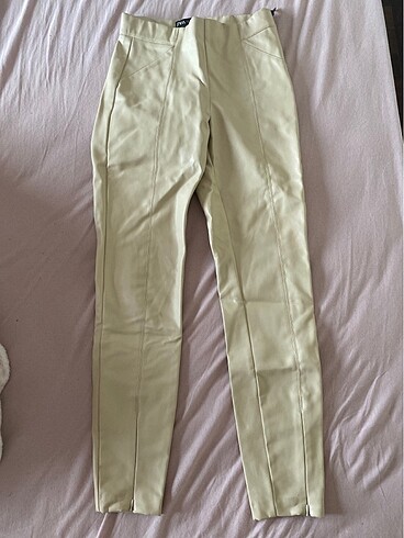 Zara 2 adet deri pantolon