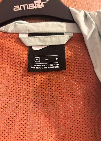 Nike kapüşonlu yağmurluk - Görsel 3