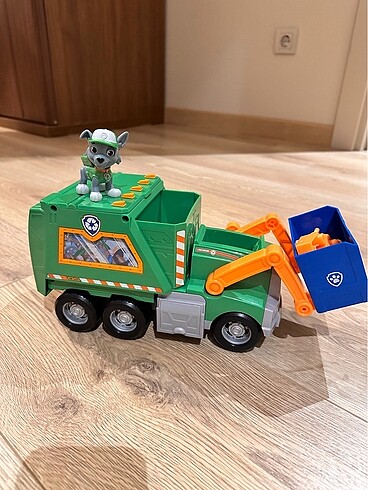  Beden Paw Patrol Rocky Geri Dönüşüm Kamyonu