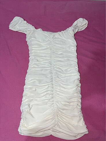 Beyaz mini elbise