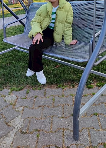 yeşil fıstık yeşili Mini Kısa Kesim Kışlık Kadın Mont - Görsel 2