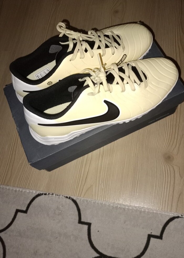 Nike halısaha krampo yeni kullanılmamış - Görsel 2