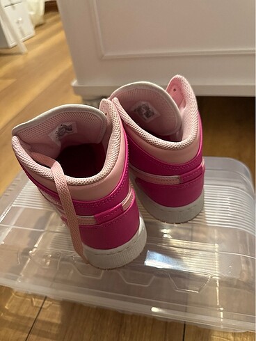 36 Beden pembe air jordan