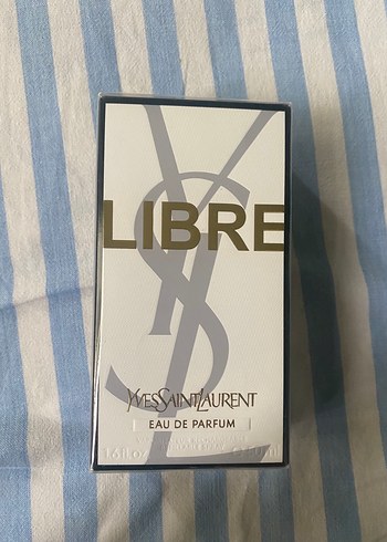 Yves Saint Laurent Libre Kadın Parfümü 50 ml