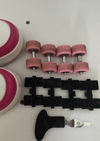 31 Beden Kız çocuk tekerlekli paten ayakkabı