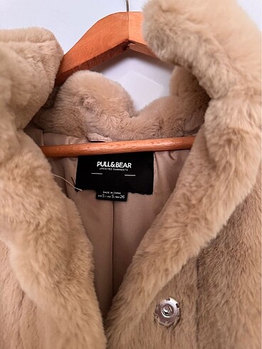Pull and Bear Peluş yelek
