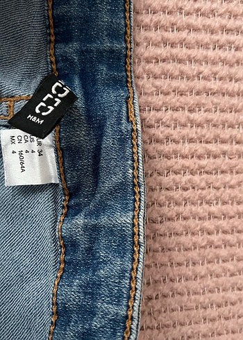 H&M Düğmeli Mavi Normal Boy Kadın Kot Pantolon