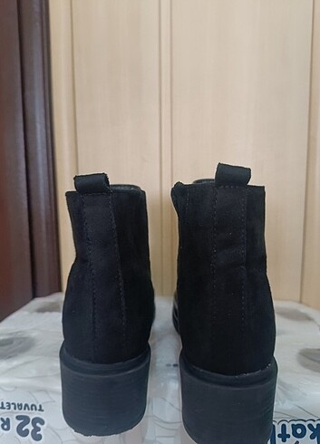 LC Waikiki Siyah bot