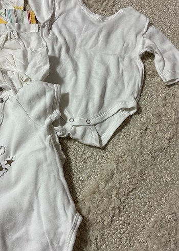 Beyaz Pamuklu Bebek Kısa Kollu Body - Görsel 6