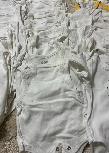 Beyaz Pamuklu Bebek Kısa Kollu Body - Görsel 3