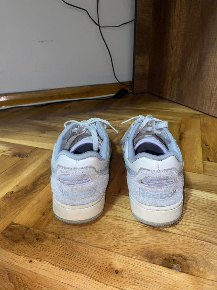 Reebok Beyaz Gri Kadın Spor Ayakkabı - Görsel 3