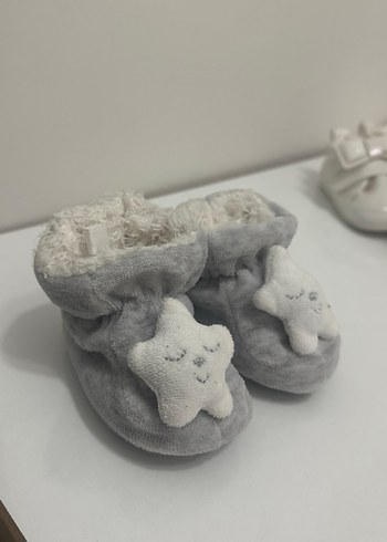 Kız Çocuk Gri Nakışlı Sıcak Ev Terliği - Görsel 2