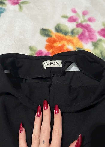 Kadın Siyah Rahat Kesim Midi Kumaş Pantolon - Görsel 4