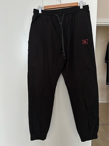 Les Benjamins Pantolon