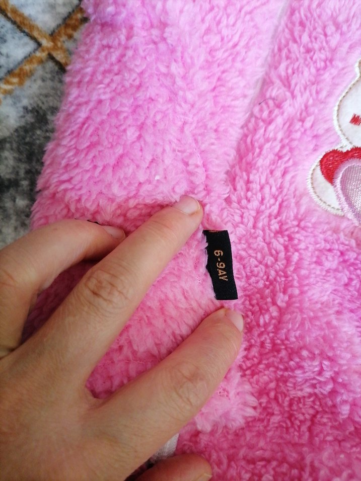 Kız Çocuk Kapüşonlu Pembe Kürklü Yelek - Görsel 3