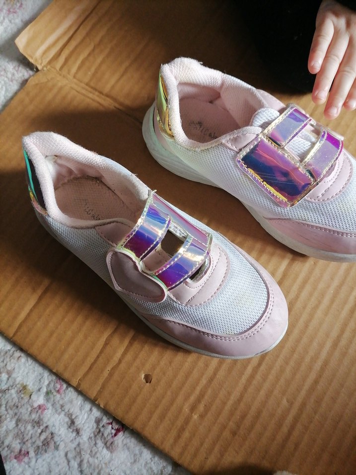 Kızlar için Pembe Bağcıksız Spor Ayakkabı - Görsel 2