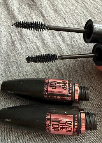 2 adet Maybelline Over The Top Siyah Maskara - Görsel 2