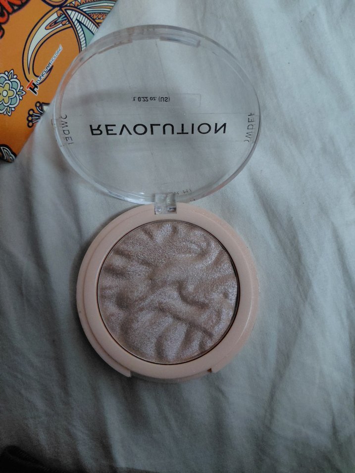 Bej Parlak Aydınlatıcı - Revolution - Görsel 2