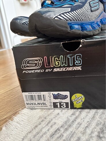 30 Beden Skechers 30 numara ışıklı spor ayakkabı