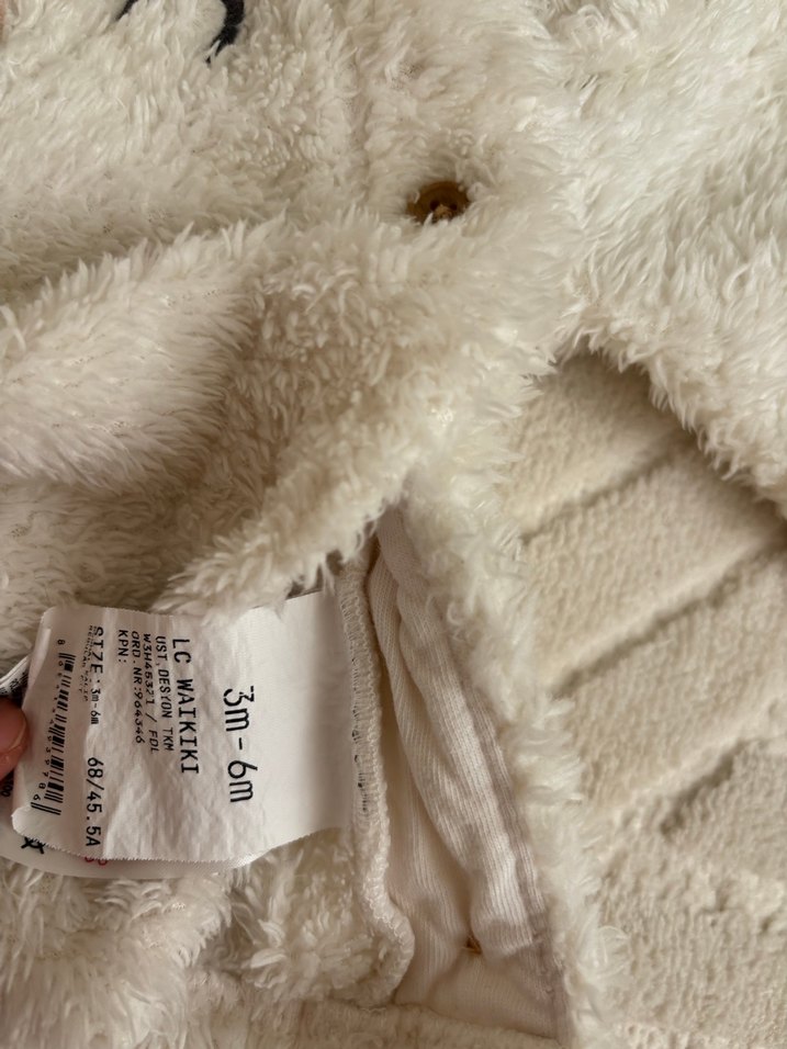 Beyaz Kürklü Nakışlı Bebek Kız Tulumu - Görsel 2