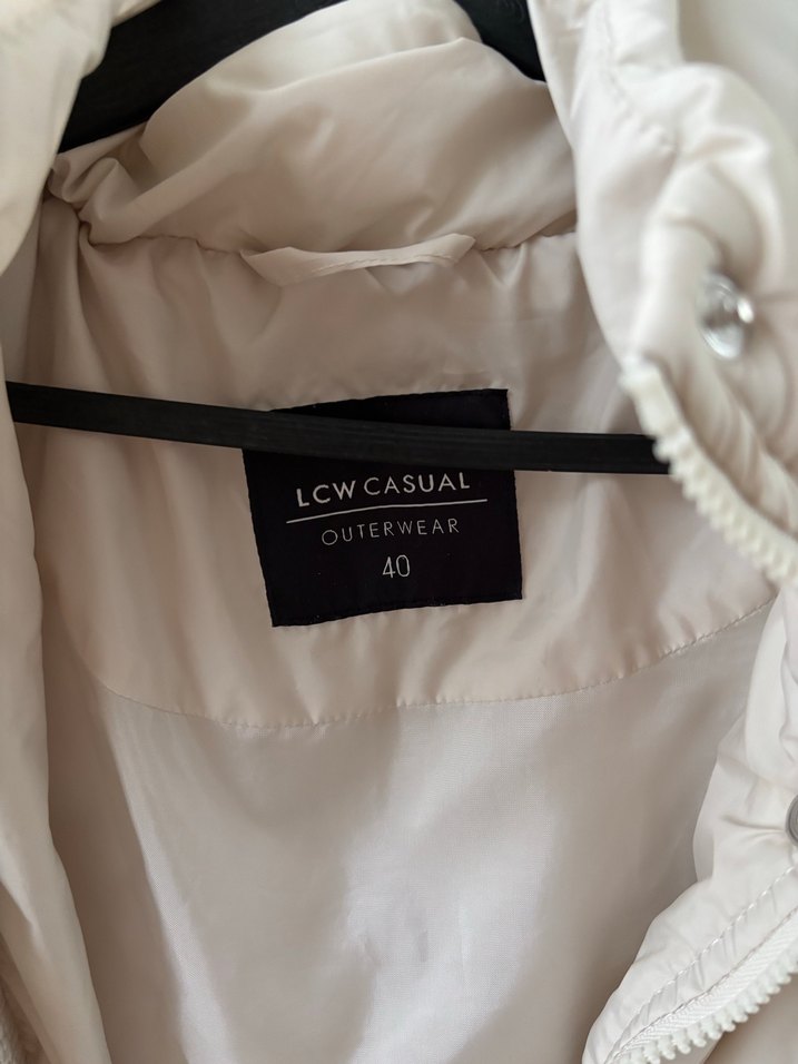 Düğmeli Yüksek Yakalı Gri Kadın Yelek - Görsel 4