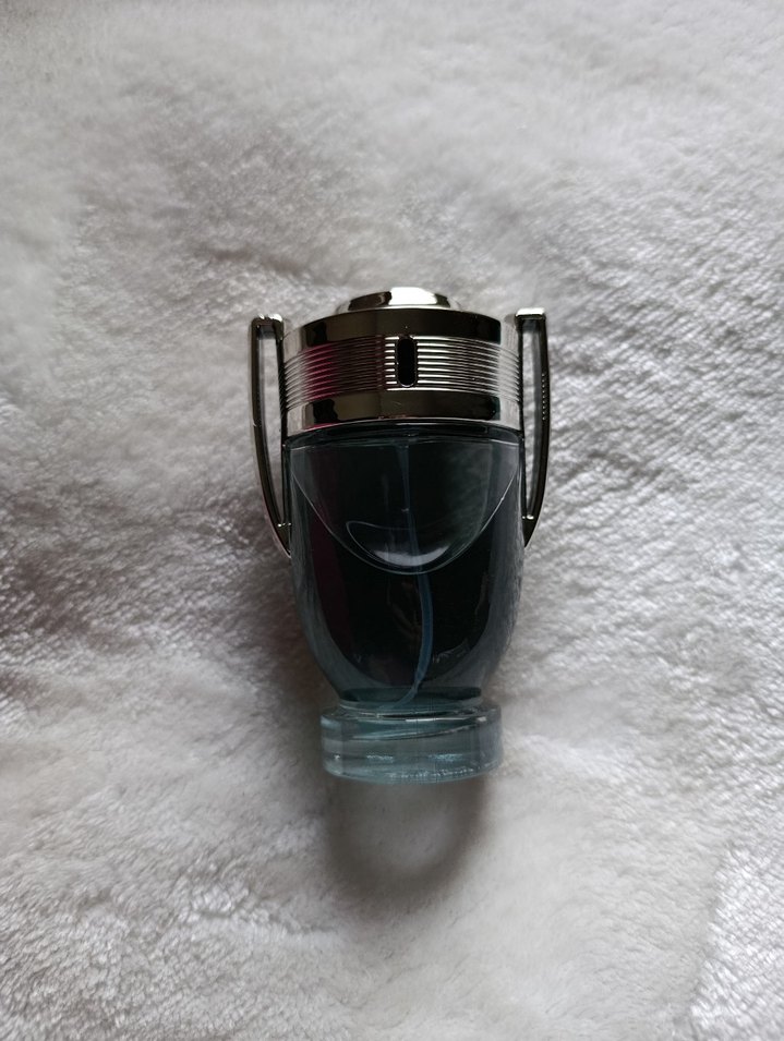 Paco Rabanne Invictus Erkek Parfümü 100 ml - Görsel 2