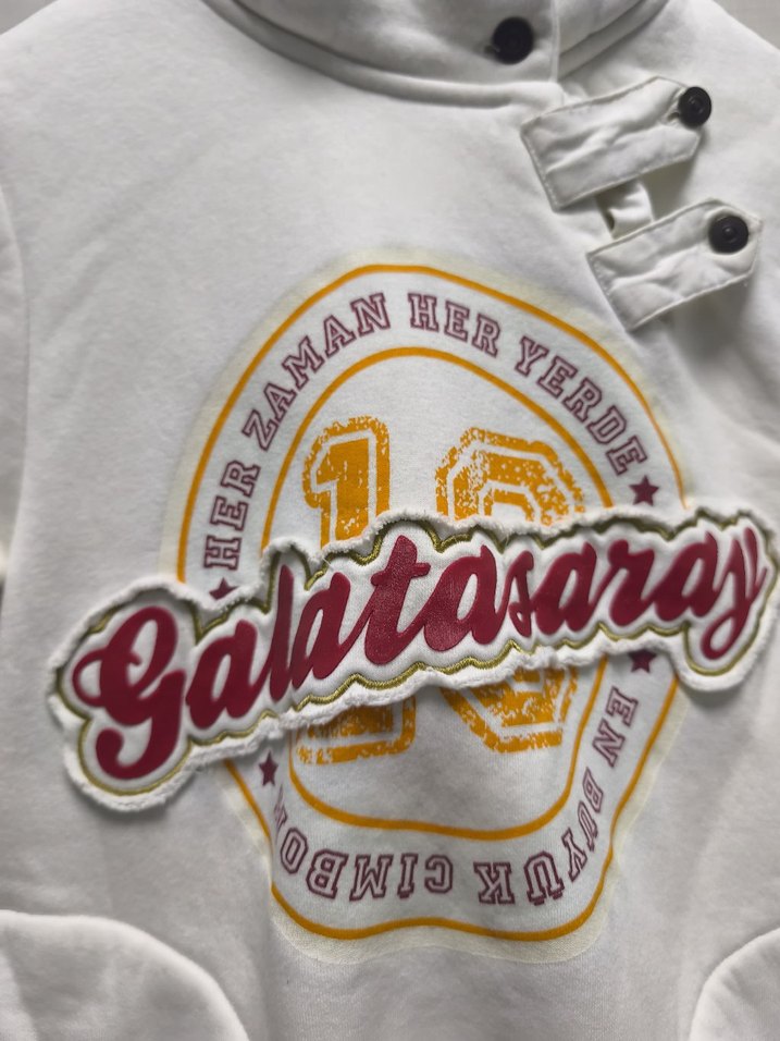 Düğmeli Beyaz Galatasaray Sweatshirt - Görsel 3