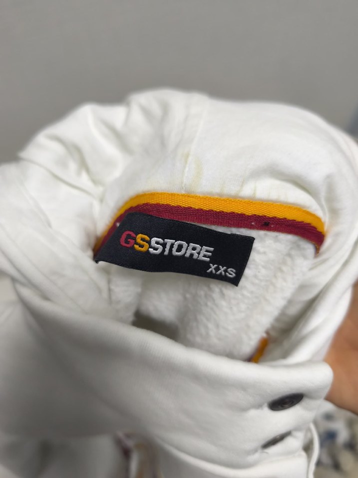 Düğmeli Beyaz Galatasaray Sweatshirt - Görsel 2