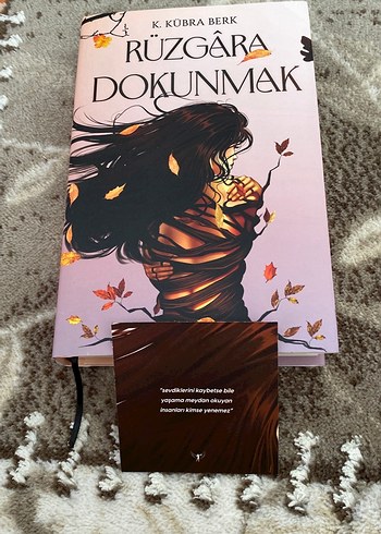 Beden Renk Rüzgara Dokunmak - K. Kübra Berk