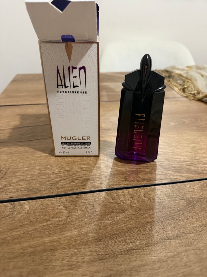 Mugler Alien Extrait Intense Kadın Parfümü 90 ml - Görsel 2