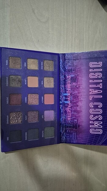 Bee Beauty BEAULIS DIGITAL COSMO FAR PALETİ